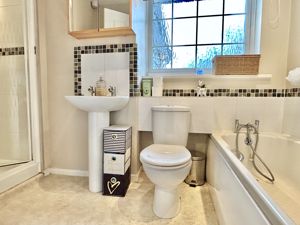 Family Bathroom- click for photo gallery